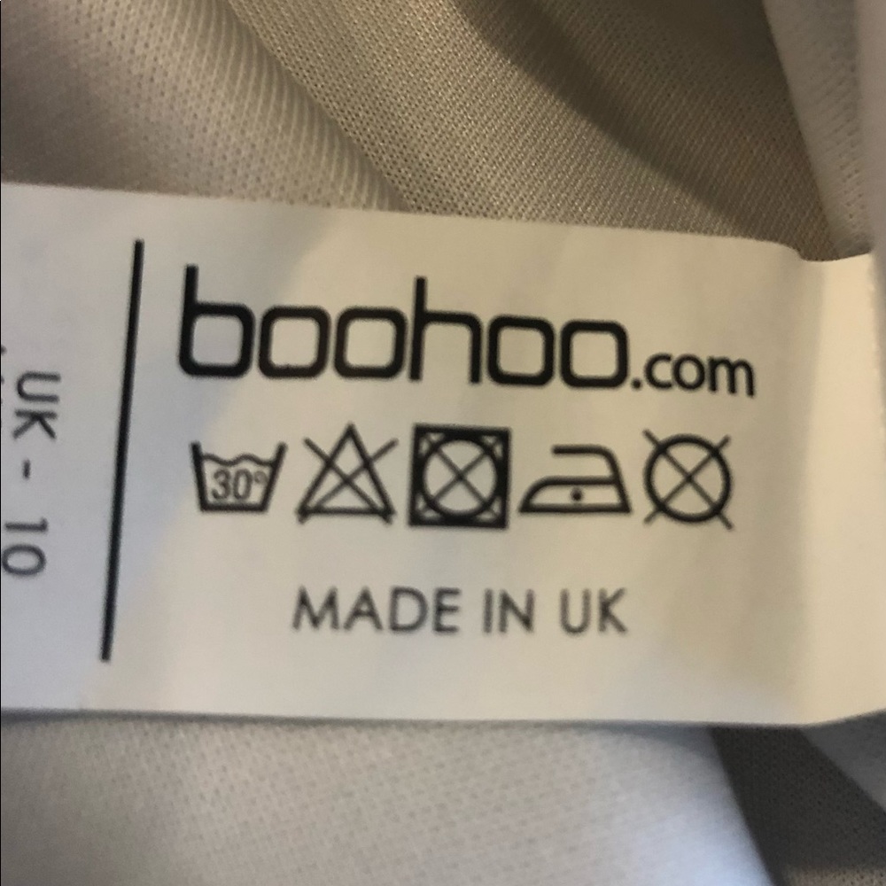 🎉HP🎉NWT🎉Boo Hoo/Off The Shoulder Flloral Skater Dress✨Measurements Below✨ - Picture 8 of 8